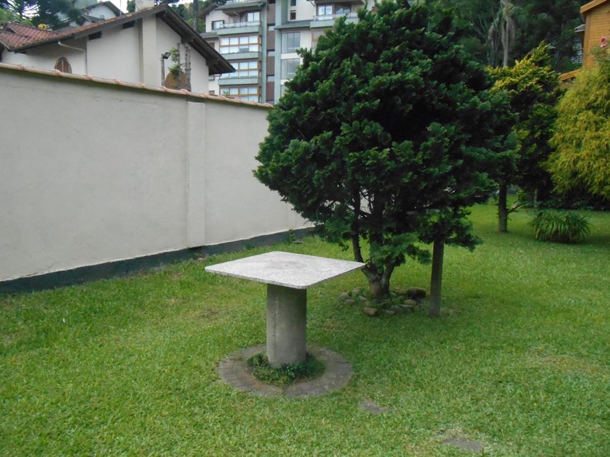 434 Casa Geminada No Centro De Gramado 8 Pessoas Bagian luar foto