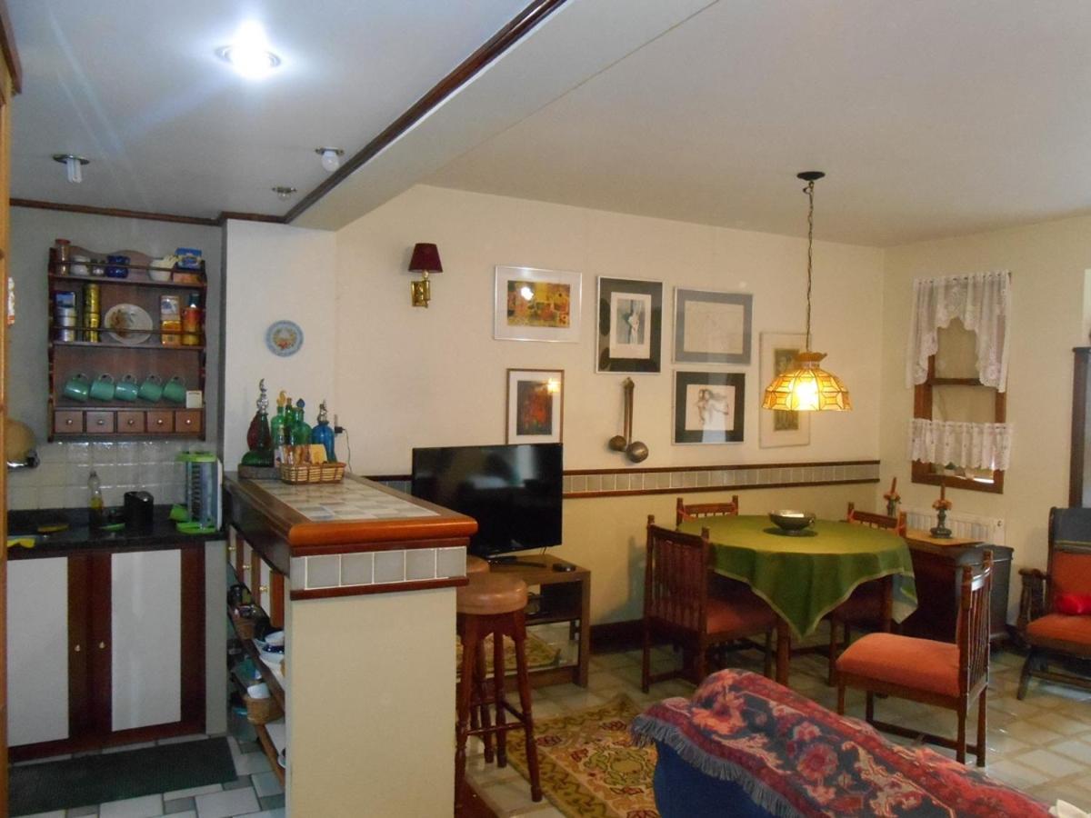 434 Casa Geminada No Centro De Gramado 8 Pessoas Bagian luar foto